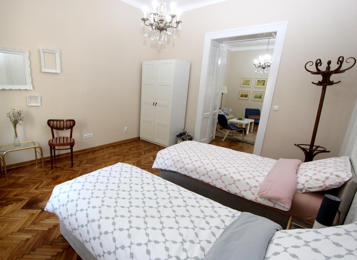 City Center Apartment Mika Beograd Eksteriør billede